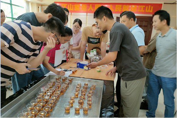 7b4af3db-3326-4ca9-8abc-4796e07ffb56