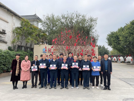 81f1487e-16ca-478d-84c8-205737a2b48c