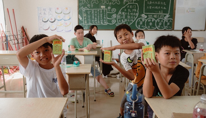 b8ed36a4-57df-4a89-bd8c-c083fbff6fef